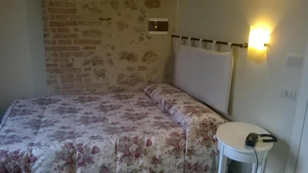 Arnolfo B&B Colle di Val d'Elsa Habitación foto